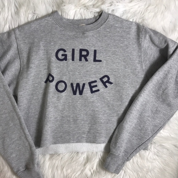 Tops - Cropped Sweater